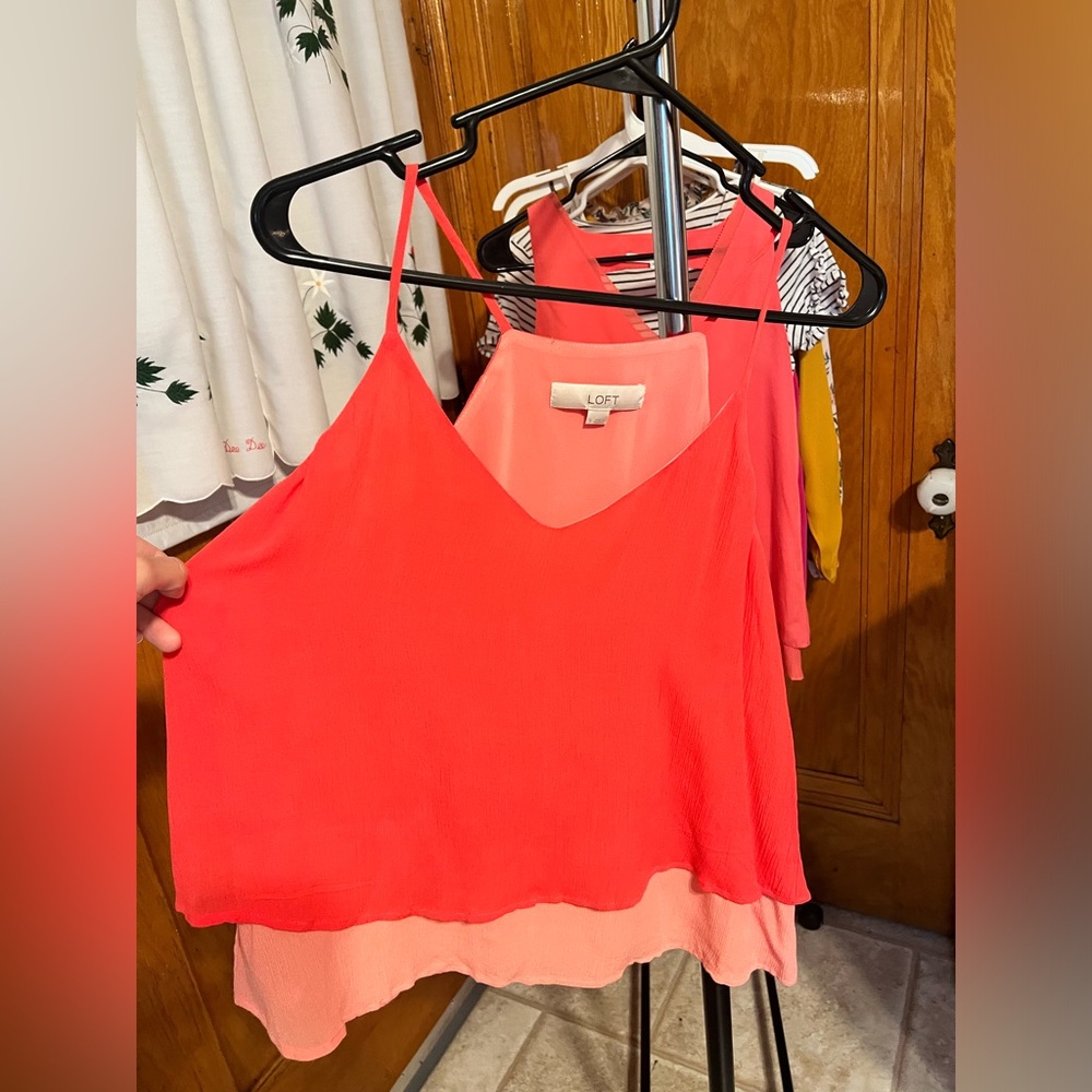 Loft top size small